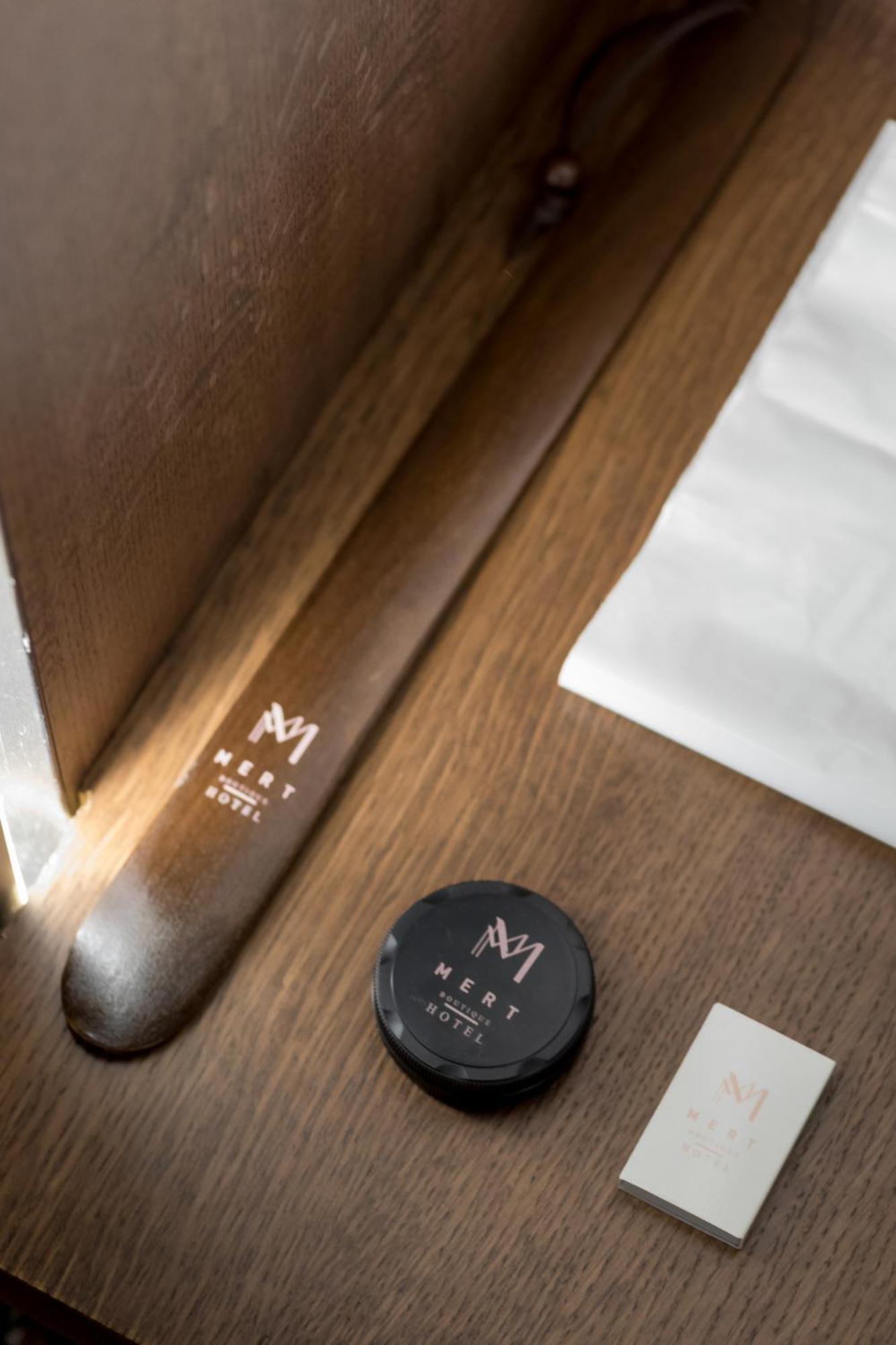 Mert Boutique Hotel 科尔察 外观 照片